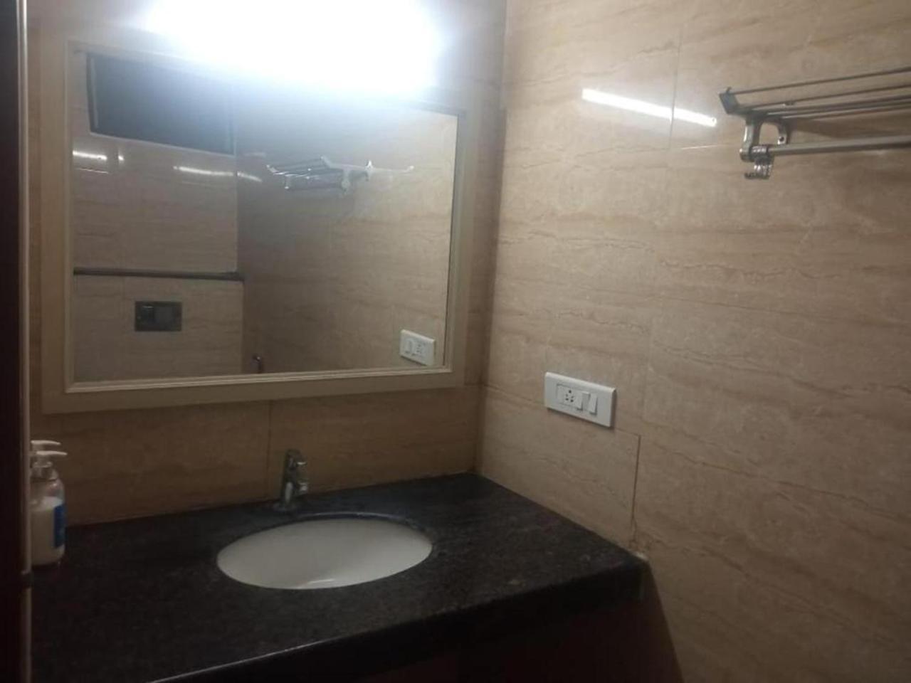 Dsquare Omr By K Hotels Ченнаї Екстер'єр фото